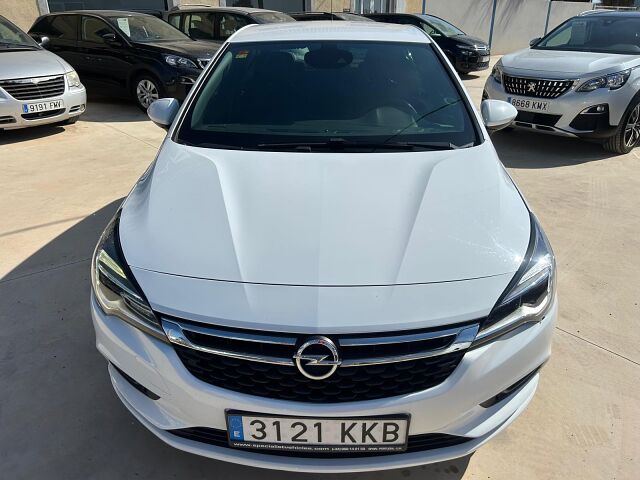 OPEL ASTRA SELECTIVE 1.6 CDTI AUTO SPANISH LHD IN SPAIN 96000 MILES SUPERB 2018